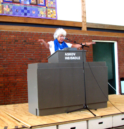 Fotograf Jeannette Zepeda-Lopez. Maj Britt Theorin, Hiroshimadag 2006, Askov Højskole